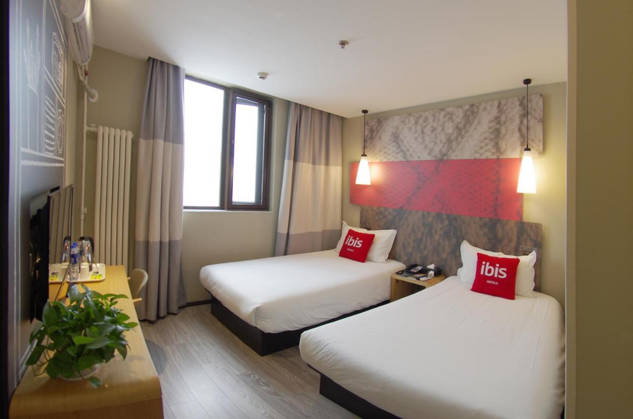 Ibis Beijing Tiantandongmen Metro Station Hotel Екстериор снимка
