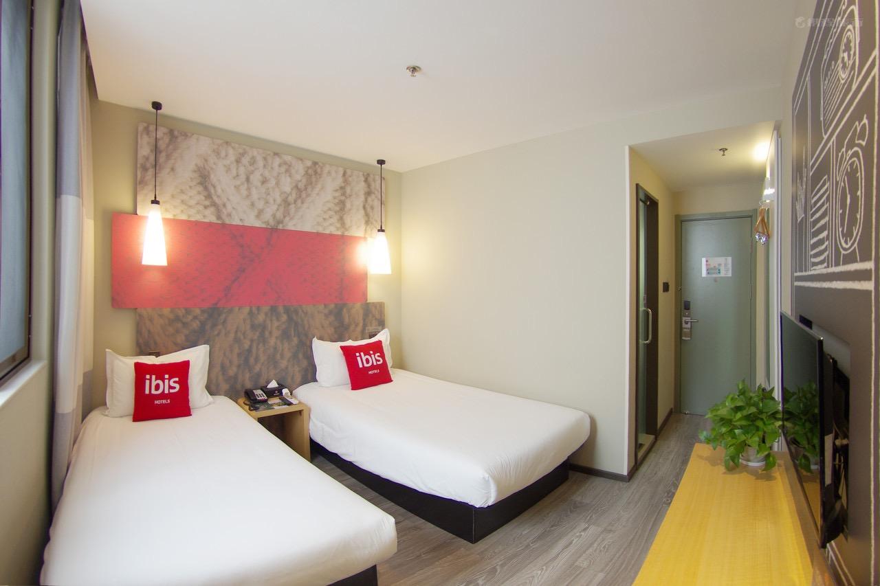 Ibis Beijing Tiantandongmen Metro Station Hotel Екстериор снимка