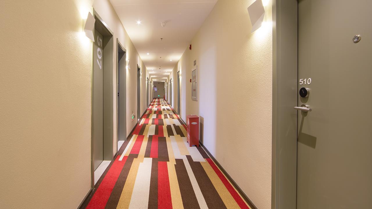 Ibis Beijing Tiantandongmen Metro Station Hotel Екстериор снимка