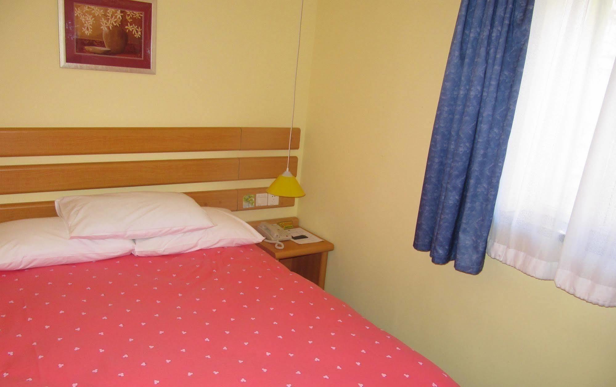 Ibis Beijing Tiantandongmen Metro Station Hotel Екстериор снимка