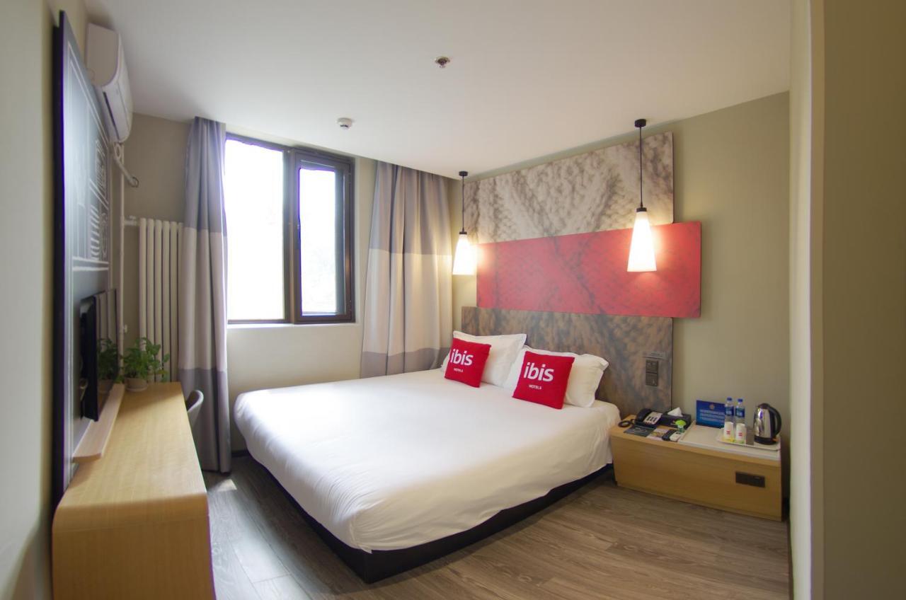 Ibis Beijing Tiantandongmen Metro Station Hotel Екстериор снимка