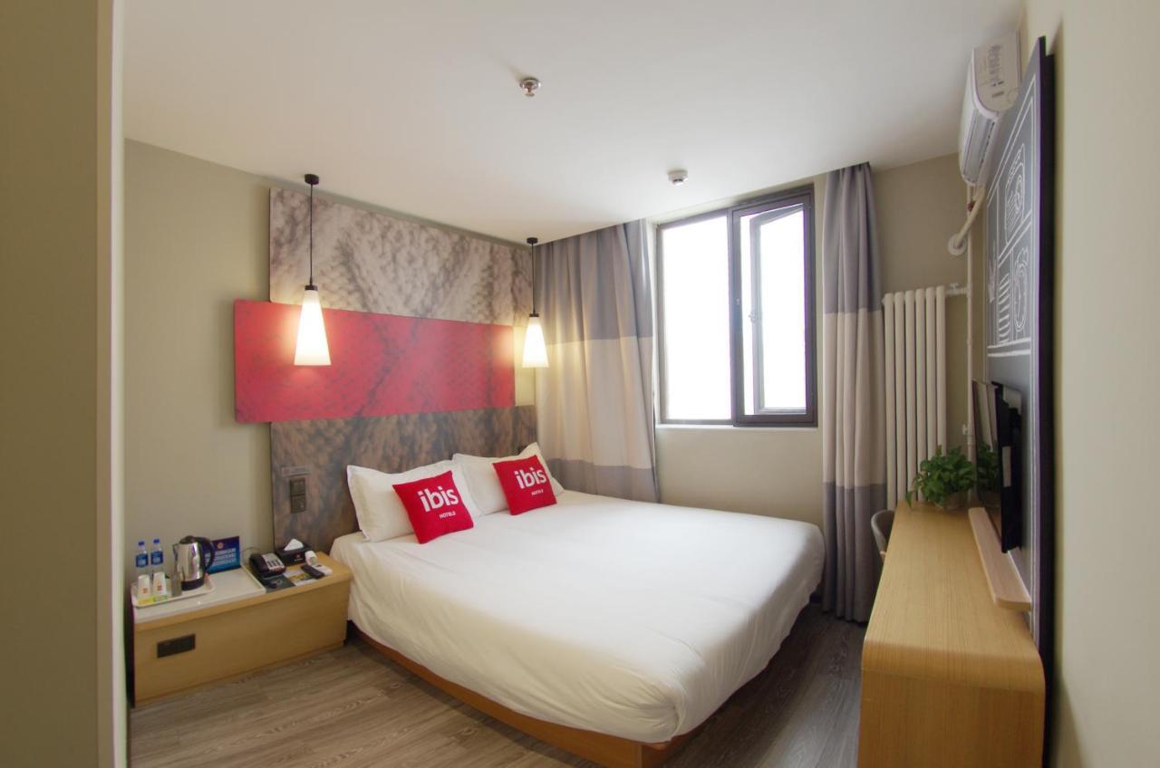 Ibis Beijing Tiantandongmen Metro Station Hotel Екстериор снимка