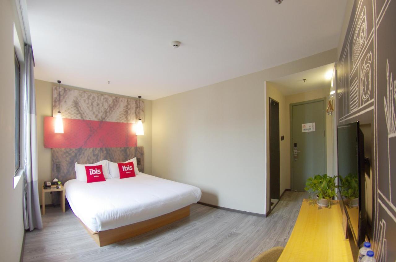Ibis Beijing Tiantandongmen Metro Station Hotel Екстериор снимка